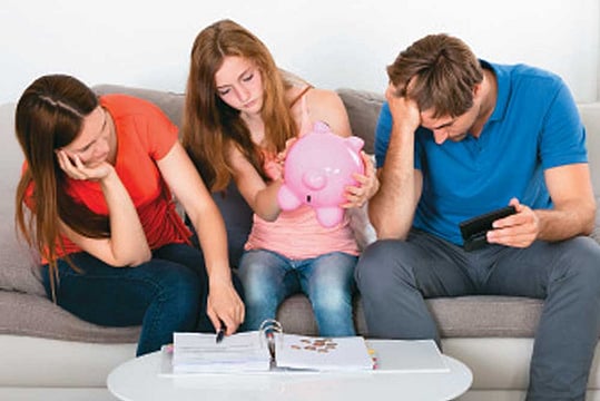 A Smart Way To Declutter Finances
