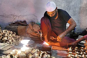 Missed The Bus? Wait For Next One : Missed The Bus? Wait For Next One