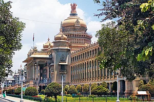 Real Estate : Real Estate