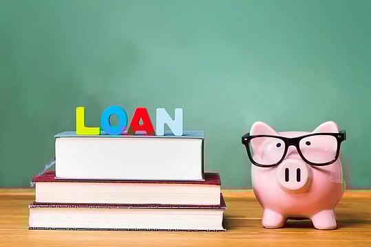 Education Loan Vs Fee Financing: Making The Right Choice For Your Education
