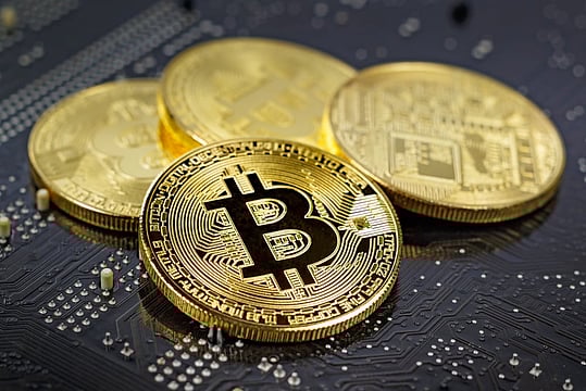 Crypto Market Declines Marginally, Trading Volume Falls