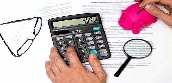 Should I invest Rs 1 lakh in lump sum or SIP to get a better return?