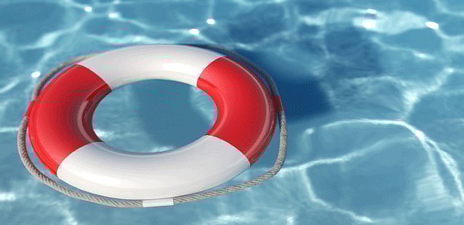 What happens if the insured dies before receiving the maturity proceeds?