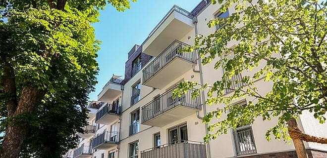 Can the rental income be adjusted against the rental payments?