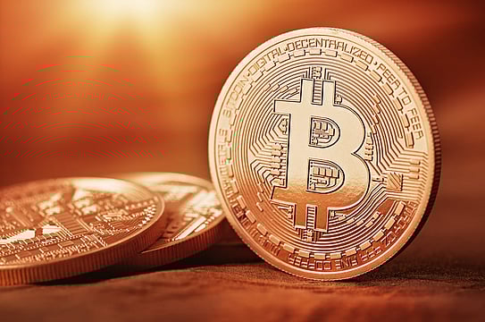 Crypto Market Declines Marginally, Trading Volume Rises 14%; Bitcoin Down, Ethereum Up