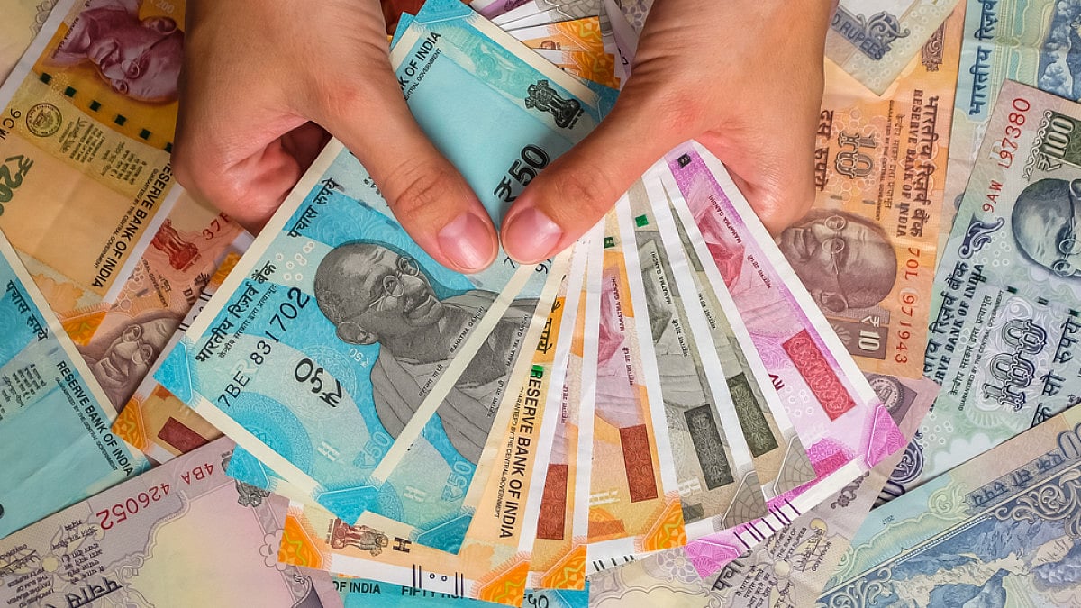 Compared to 2022 when 32.1% reported no change in their savings, the number has risen to 37.0% in 2023.