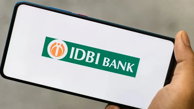 Union Cabinet Approves 60.72 Per Cent IDBI Bank Stake Sale - AI
