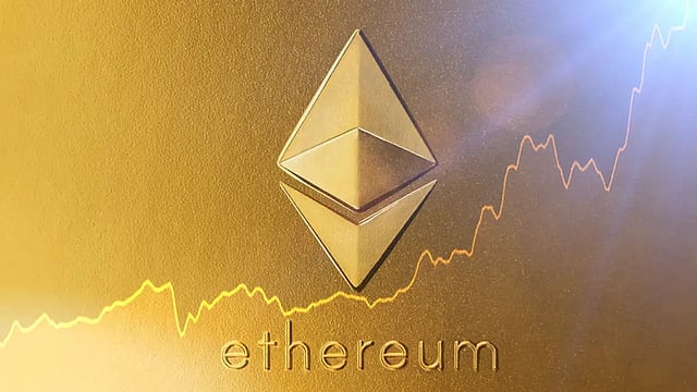 Crypto Markets Falls Marginally, But Trading Up By 13.66%