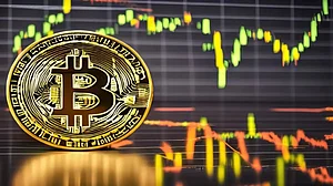 Bitcoin, Altcoins Slip Further