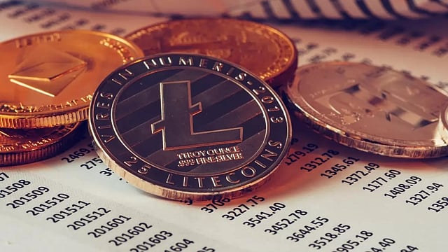 Latest Crypto Prices: Bitcoin Loses 1.36%, Ethereum Dips 0.60%, Doge Slips 1.17%