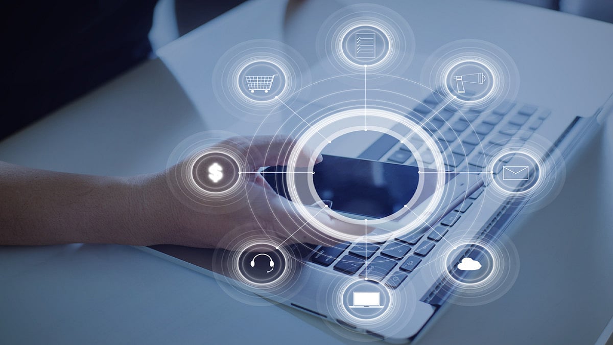 Why Sunil Singhania Likes Banking, IT, And Pharma Sectors?