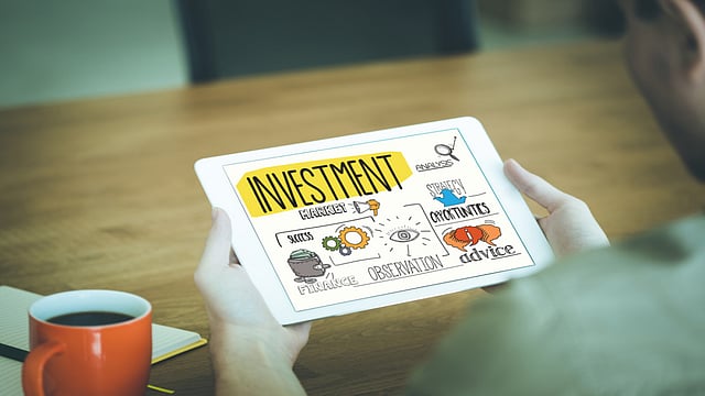 Want Rs 10 Crore At 60? Invest Rs 8,416 Per Month For 40 Years, Says Report