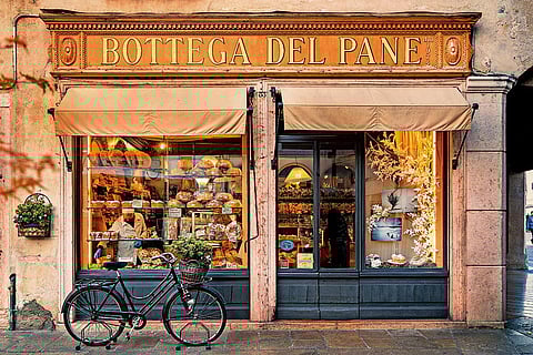 the storefront of Bottega Del Pane