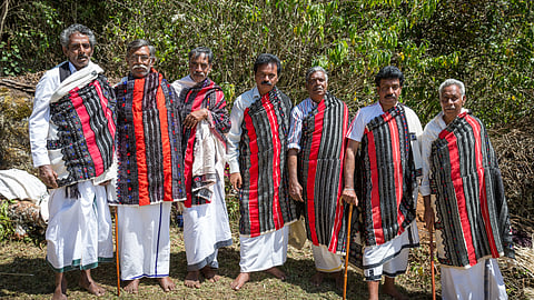 Meet Tamil Nadu's Toda Tribe Who Have Mastered Pukhoor Embroidery