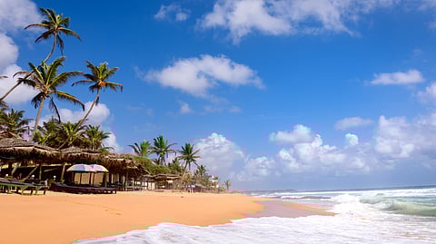 Beach in Hikkaduwa, Sri Lanka, beaches in Sri Lanka, clean sand