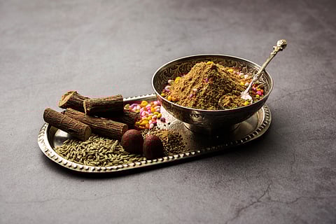 Puneri Masala mouth freshener 