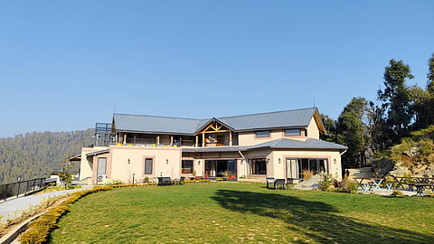 The Chamomile Estate, Guniyalekh