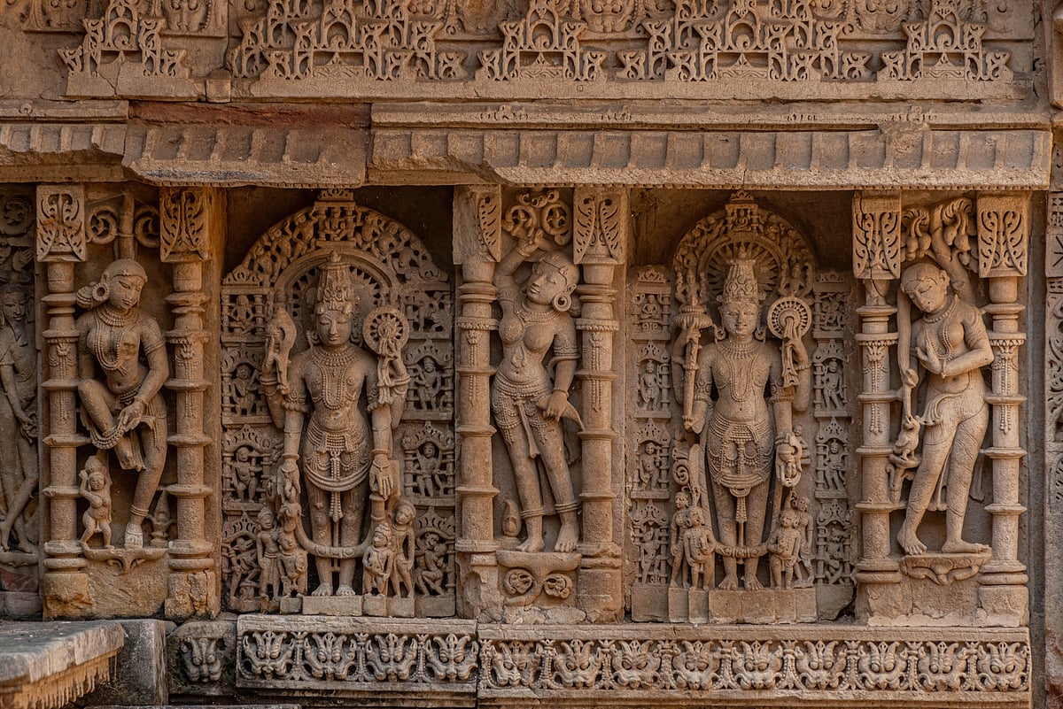 Carvings in Rani Ki Vav
