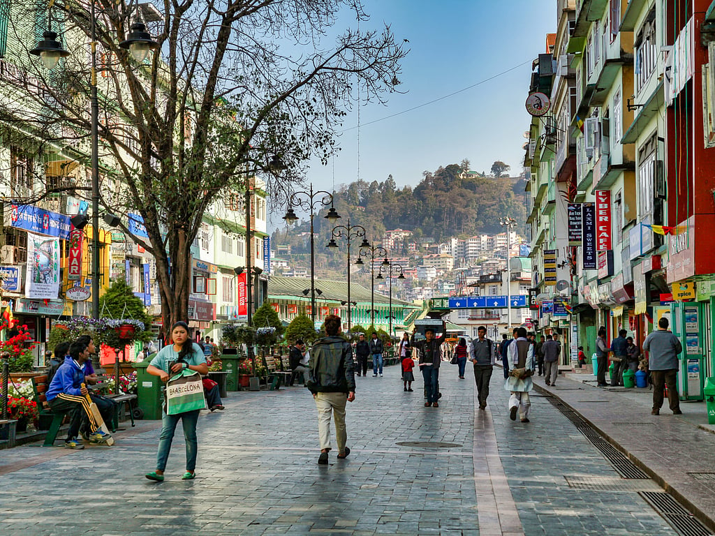 MG Marg is full of shops, cafes, and pubs with live music