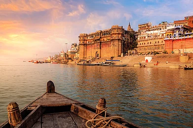Shutterstock : A view of Varanasi