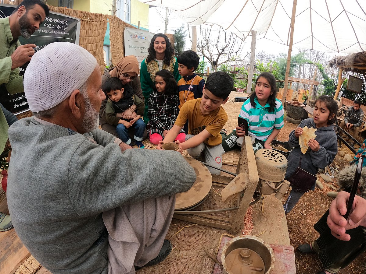 Pottery lessons for local kids at Sagg Eco Village