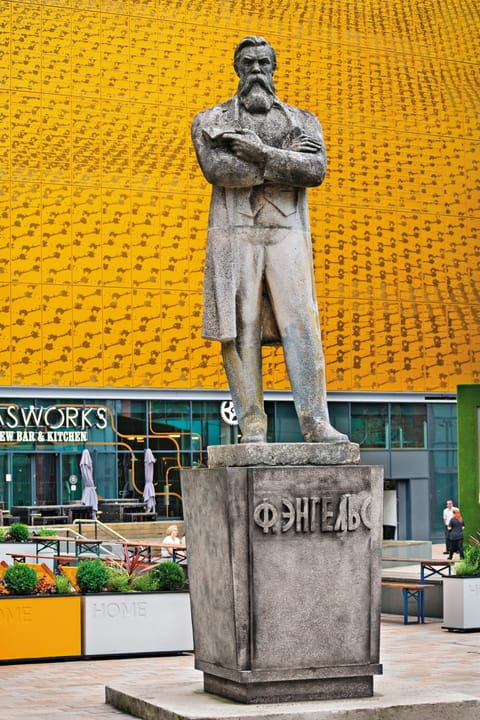 Statue of Frederich Engels