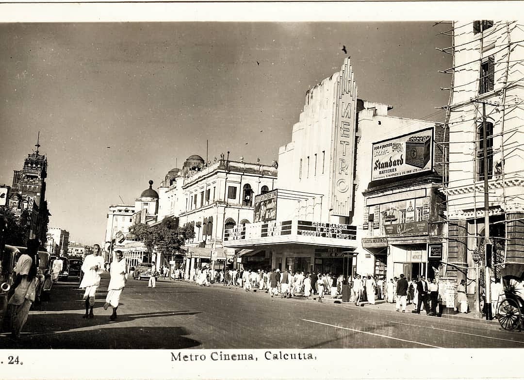Metro cinema was designed by Scottish-American architect Thomas W. Lamb, known for his spectacular movie palaces in the US