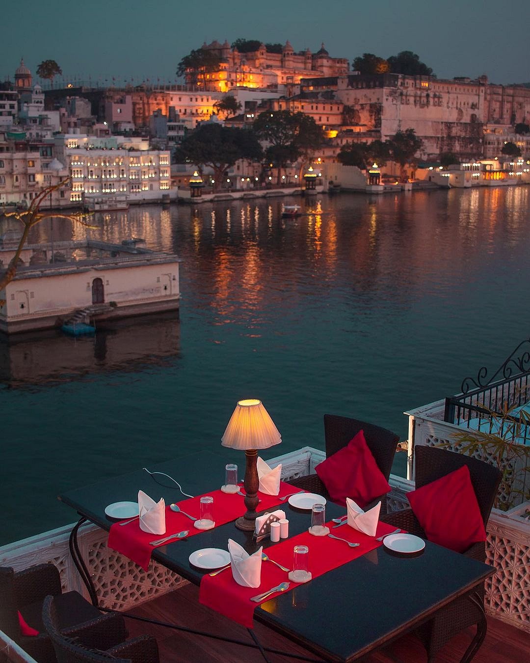 Upré by 1559 AD is loved for candle-lit dinner