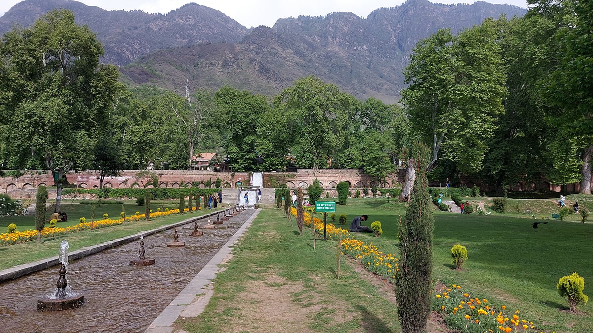 Mughal Gardens in Srinagar