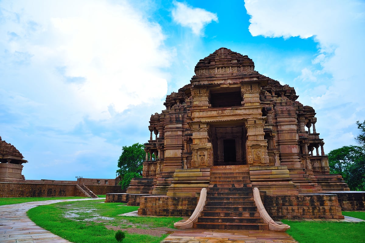 Shutterstock : Sas-Bahu Temple in Gwalior