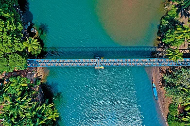 Shutterstock : Sadolxem bridge is situated over the Talpon river Canacona, Goa