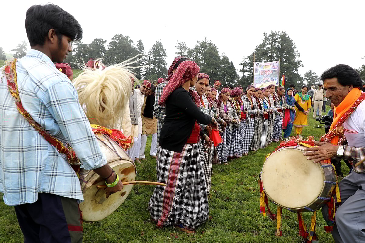 Women dancing at the Anduri Utsav 2023