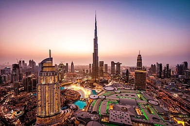 Shutterstock : Burj Khalifa