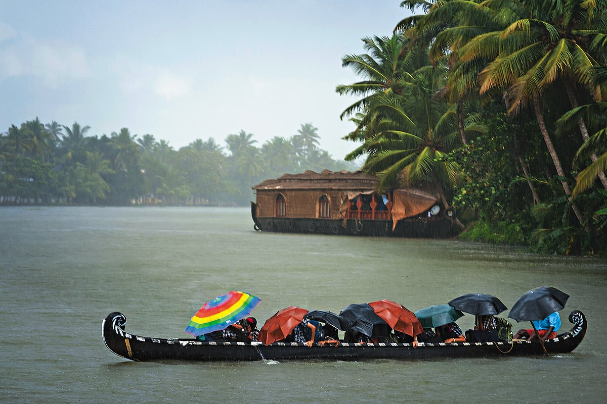 Photo: Getty Images : In a good monsoon, incessant rains fill the lakes and rivers to the brim