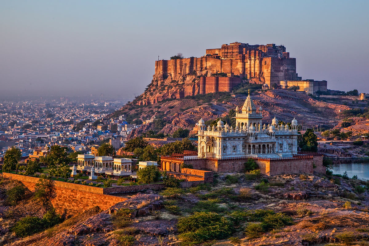 Take a trip to Jodhpur from Delhi