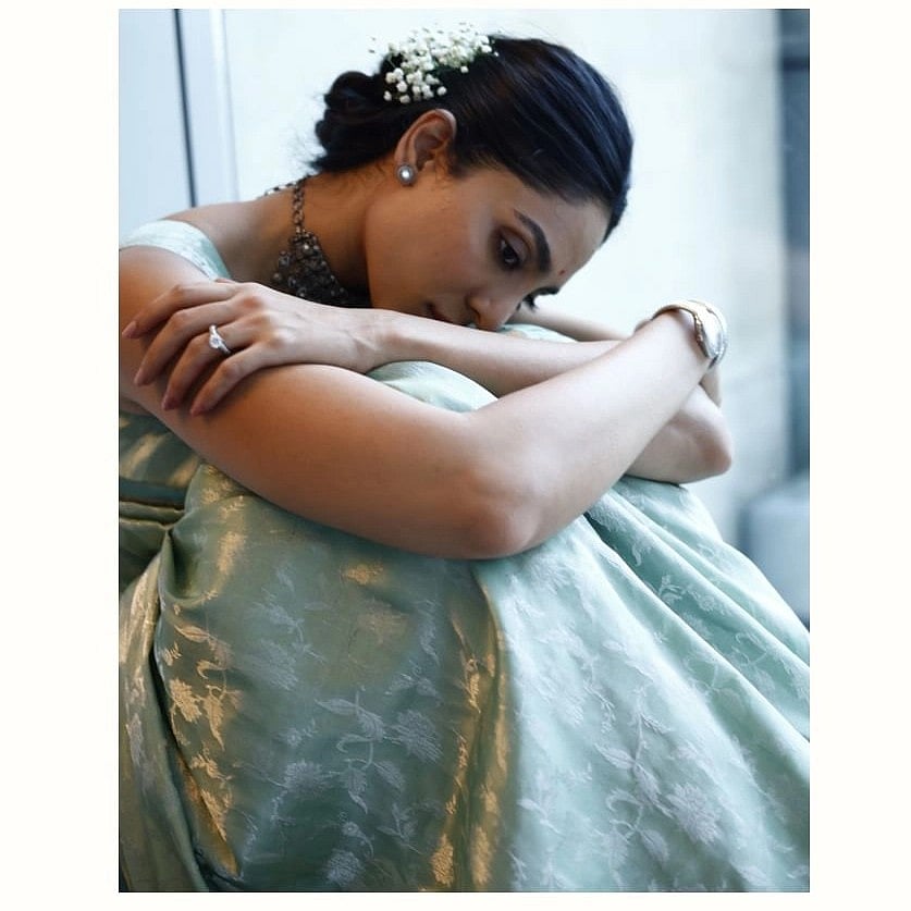 
Actor Sobhita Dhulipala in the handwoven silk tissue saree by Shanti Banaras