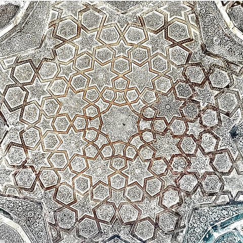 The ceiling of Sunderwala Burj