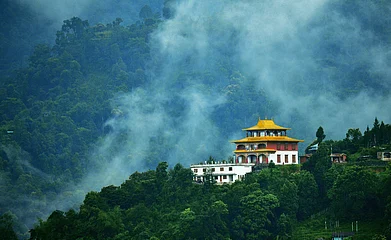 Shutterstock : A monastery in Gangtok, Sikkim