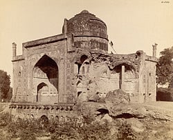 Chini-ka-Rauza at Agra in Uttar Pradesh