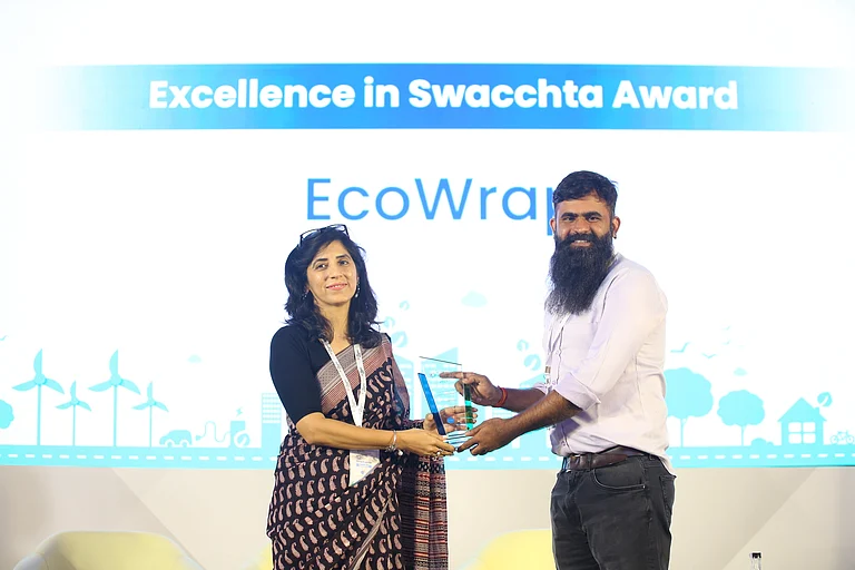 Co-founder Angraj Swami receiving an award - SUDHANSHU