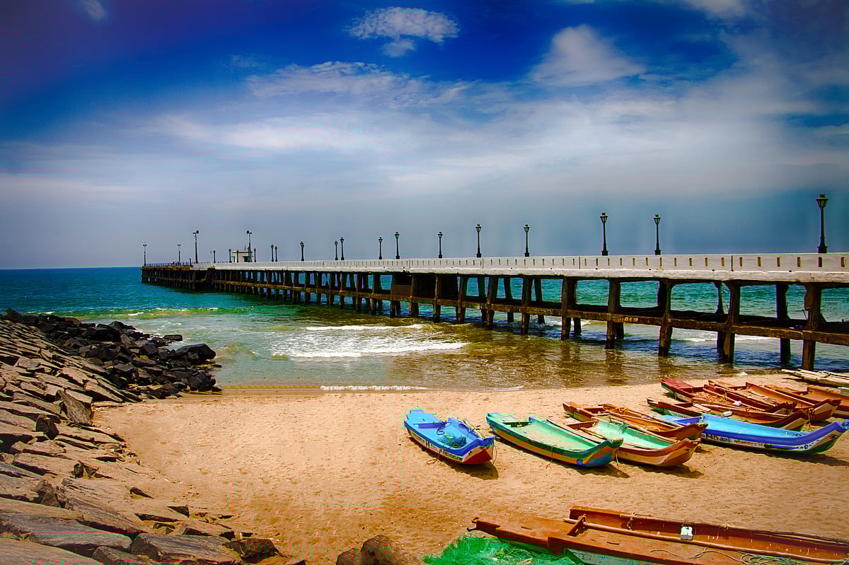 Shutterstock : Old Port Pier at Puducherry