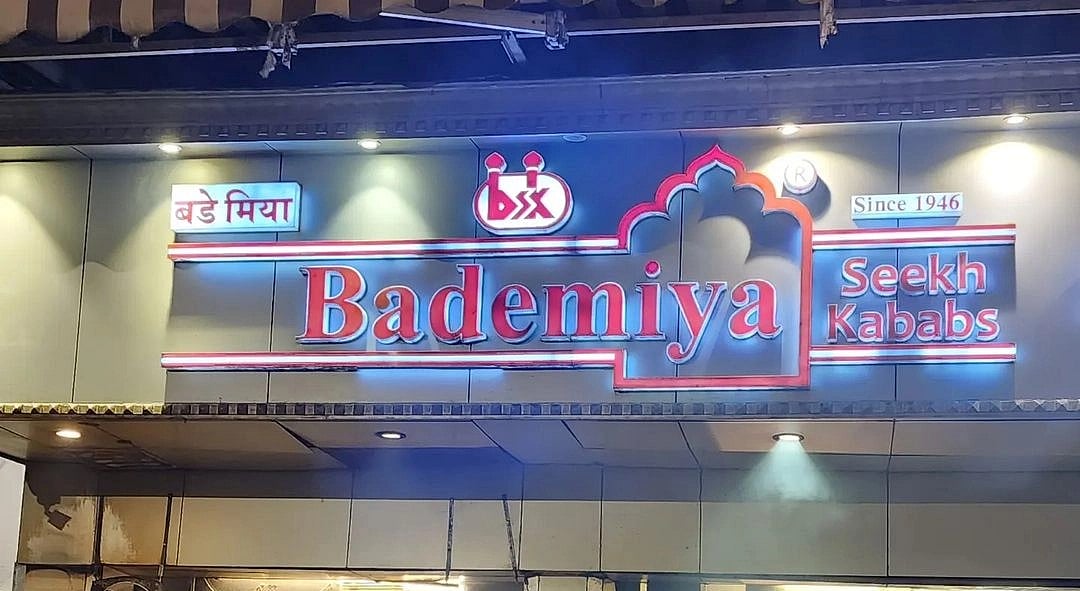 jerrymammen/Instagram : Mumbais iconic restaurant Bademiya was found to violate FDAs set standards