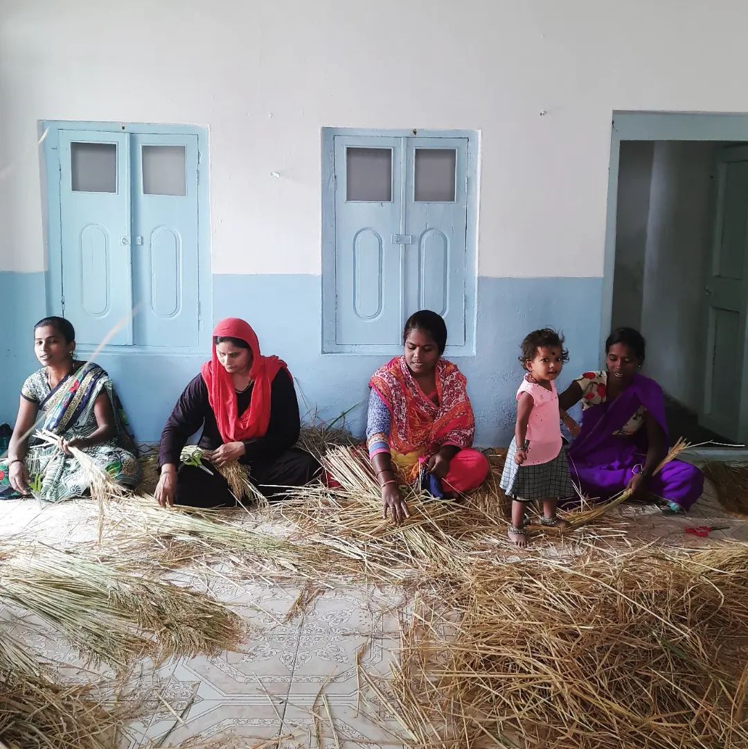 The Kishkinda Trust empowers the locals by skilling and creating new artisans