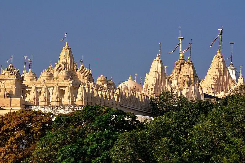 The temples are grouped into tunks or enclosures