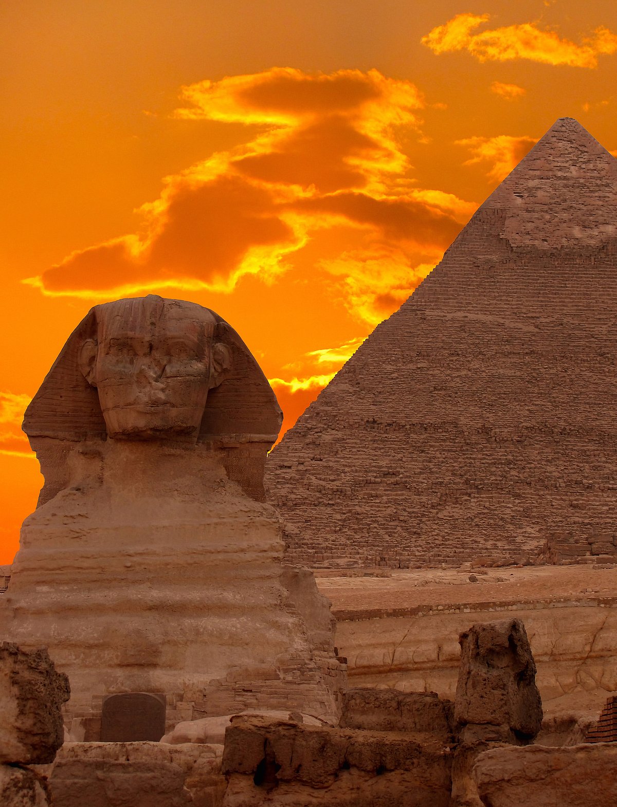 Depositphotos : The Sphinx and the Great Pyramid