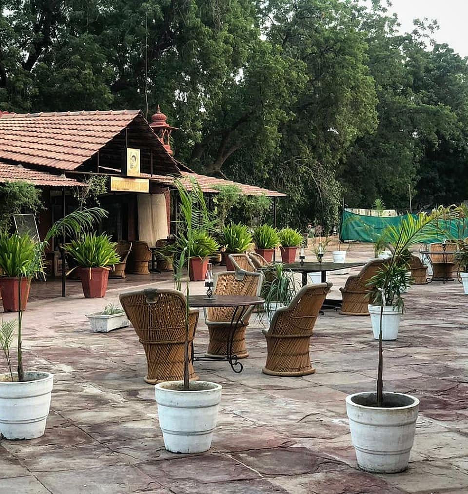 Gallops Restaurant And Coffee House