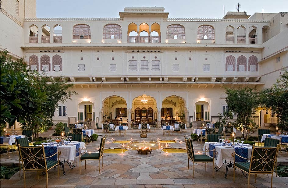 Samode.com : Inside view of Samode Haveli, Jaipur