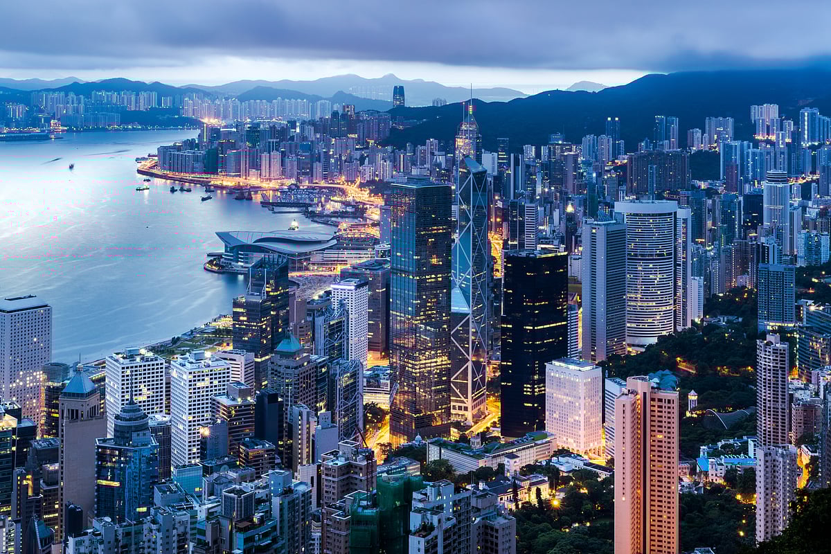 Shutterstock.com : The Hong Kong skyline