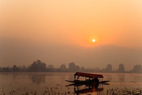 Dal Lake on a sunny morning