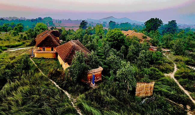 The Sarai at Toria is an eco-lodge near Khajuraho, Madhya Pradesh